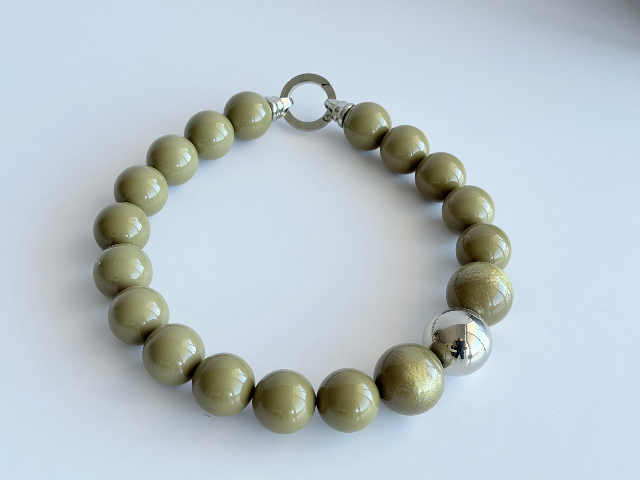 The Seventy Collection- 22 mm Khaki Green Bold Statement Necklace by Tessa Bijoux