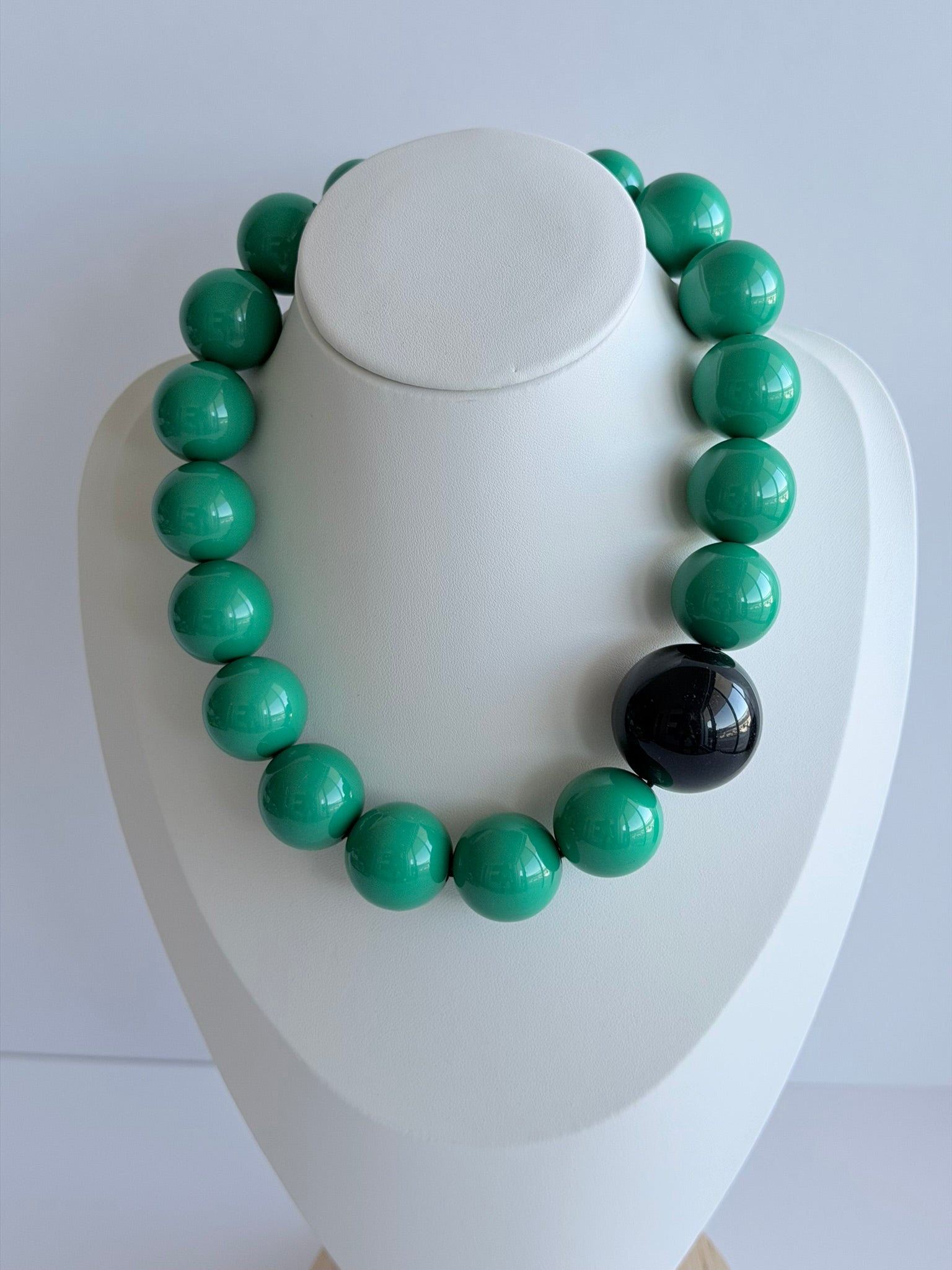 The Seventy Collection- 22 mm Ingrid Green Bold Statement Necklace by Tessa Bijoux