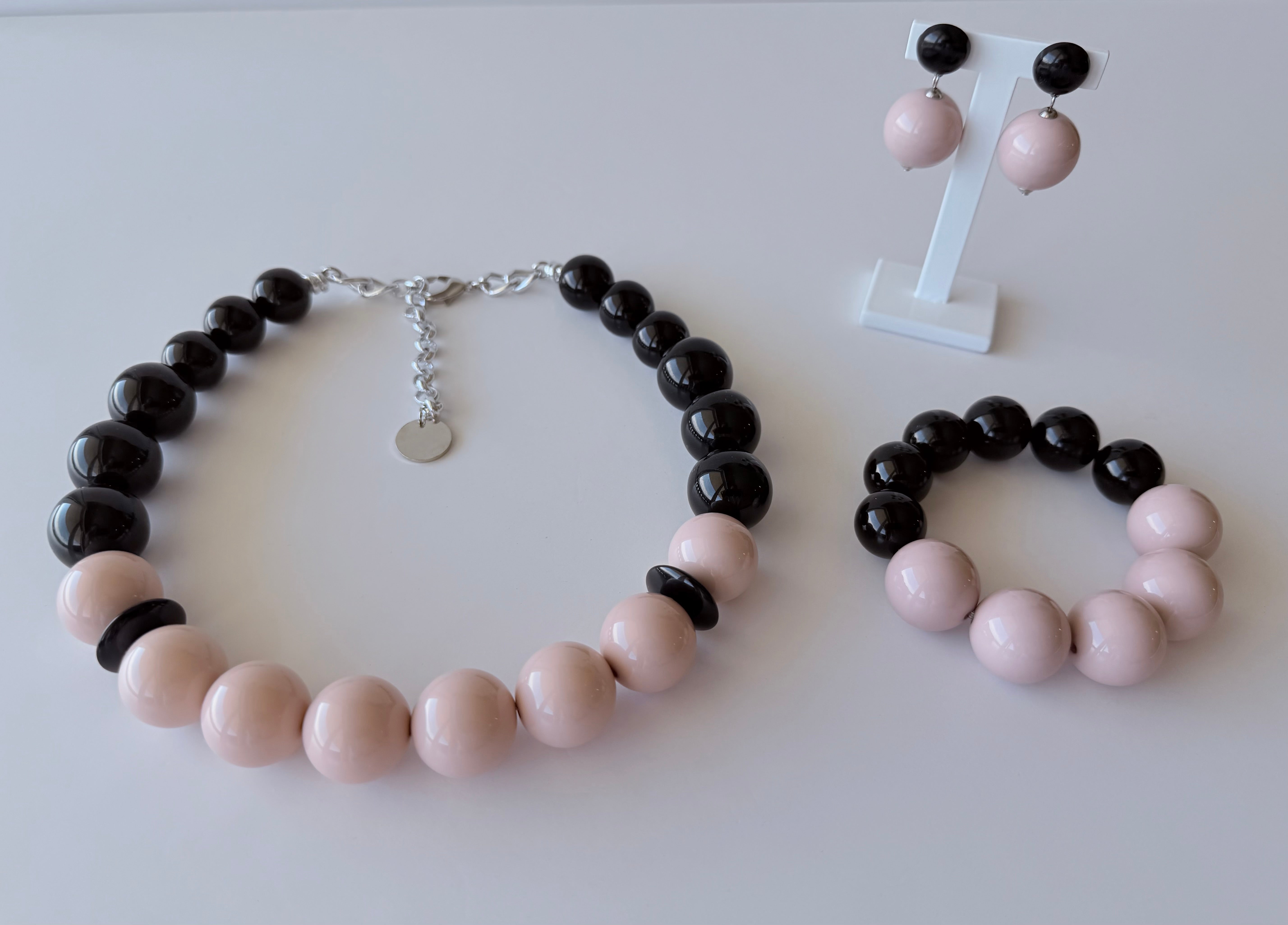 THE SEVENTY COLLECTION- 22 MM BLUSH PINK BLACK INGRID STATEMENT NECKLACE BY TESSA BIJOUX